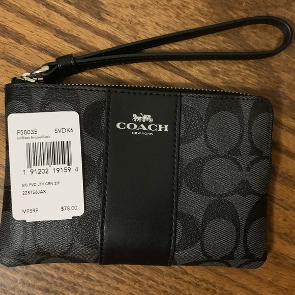 Coach | Signature Canvas Leather Wristlet - Black - Picture 6 of 11